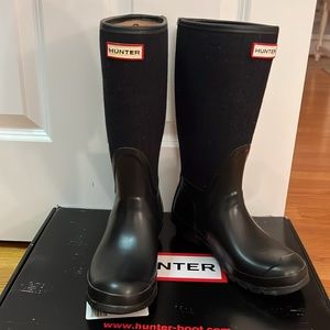 Hunter Arlen Boots Rain Boots Size 7 - Navy & Black Like New!